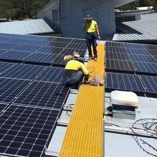 safe solar pv install1